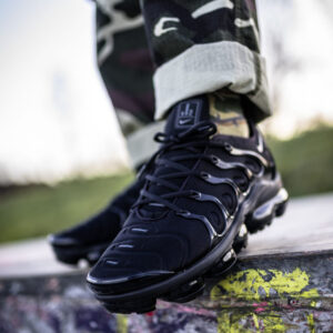 scarpe uomo nike air vapormax plus nero black vm 924453 004