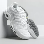 scarpe nike uomo tn air max plus bianco white 604133 139 white black cool grey sneakers estive scarpe tela