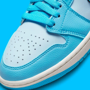 Nike Air Jordan 1 MID SE WMNS Ice Blue Turchese Celeste DV1302 400 Alexander john shoes AXJN AlexanderJohn.it