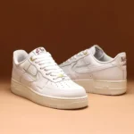Nike Air Force 1 07 Premium Bianco Donna Triple White DZ5616 100 alex john shoes scarpe da donna ragazza premium vera pelle prm wmns alexander john shoes AXJN Alexanderjohn.it