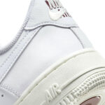 Nike Air Force 1 07 Premium Bianco Donna Triple White DZ5616 100 alex john shoes scarpe da donna ragazza premium vera pelle prm wmns alexander john shoes AXJN Alexanderjohn.it