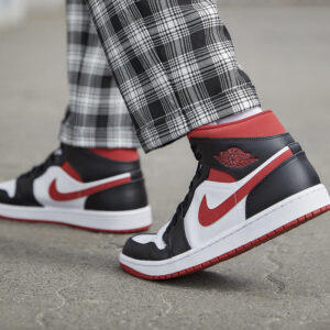 Nike Air Jordan 1 Mid Nero Gym Red Bianco Uomo 554724 122 scarpe sneakers skate skateboard ragazzi AXJN AlexanderJohn.it