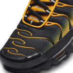Nike Tn Air Max Plus Black Sundial DM0032 007 Scarpe orange military AXJN Alexanderjohn.it
