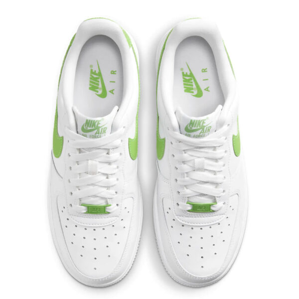 scarpe_nike_air_force_1_07_bianche_action_green_wmns_DD8959_112_3 Nike Air Force 1 07 Bianche Action Green DD8959 112 Scarpe white verde skate wmns AXJN AlexanderJohn.it