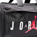 Nike Borsone Air Jordan Velocity Duffle Nero Rosso Bianco MM0920 023 axjn alexander john shoes alexanderjohn.it borsa palestra sport piscina box