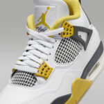 Scarpe Unisex uomo donna wmns Nike Air Jordan 4 Retro Vivid Sulfur AQ9129 101 alexander john shoes AXJN Alexanderjohn.it sneakers originali autentiche