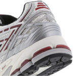 Scarpe Uomo del brand New Balance 1906R Argento Bordo M1906REA, scopri tutti i prodotti Autentici su  Alexanderjohn.it