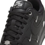 Scarpe Uomo del brand Nike Air Force 1 07 LX Nero Triple Black HQ1180 001 , scopri tutti i prodotti autentici su Alexanderjohn.it