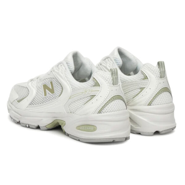 New Balance 530 Bianco olive U530CSC New Balance 530 Bianco olive U530CSC scarpe basse sportive tela donna