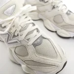 New Balance 9060 Ghiaccio Beige Unisex Donna Uomo U9060WHT scarpe comode scamosciato